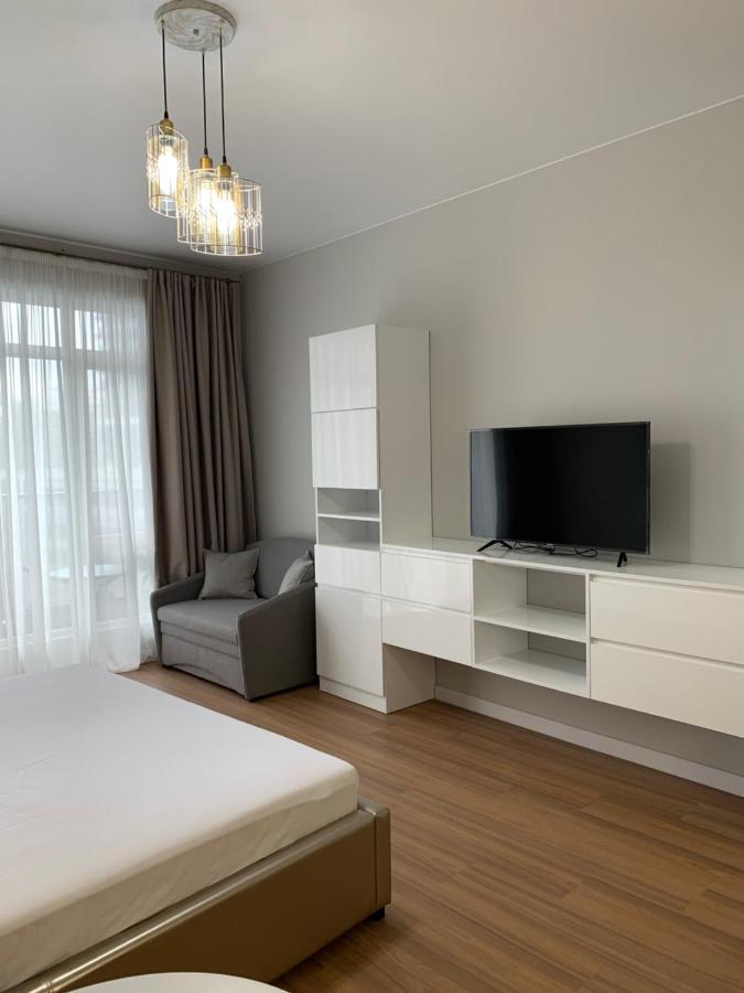 White Sails Apartment Batumi Bagian luar foto