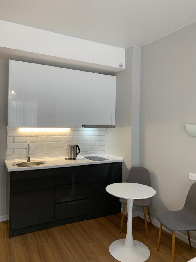 White Sails Apartment Batumi Bagian luar foto